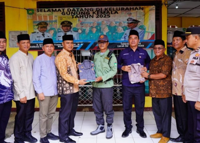 Wali Kota Prabumulih Imbau RT, RW dan Linmas Jalankan Amanah dengan Penuh Tanggung Jawab