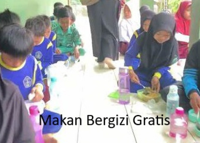 Wakil Presiden Terpilih Gibran Rakabuming Raka Tinjau Uji Coba Makan Bergizi Gratis di Solo, Jawa Tengah