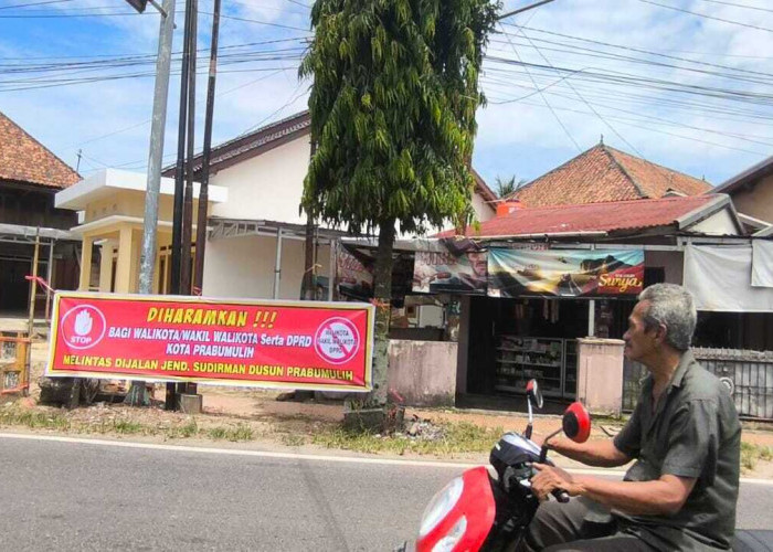 Protes Terbuka Warga Dusun Prabumulih: Walikota dan DPRD Dilarang Melintas di Jalan Jendsu Dusun Prabumulih