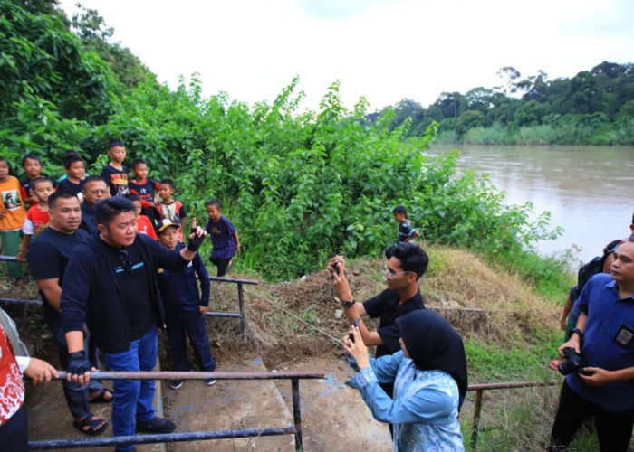 Touring Jadi Misi Kemanusiaan, Herman Deru Cek Langsung Wilayah Rawan Bencana.