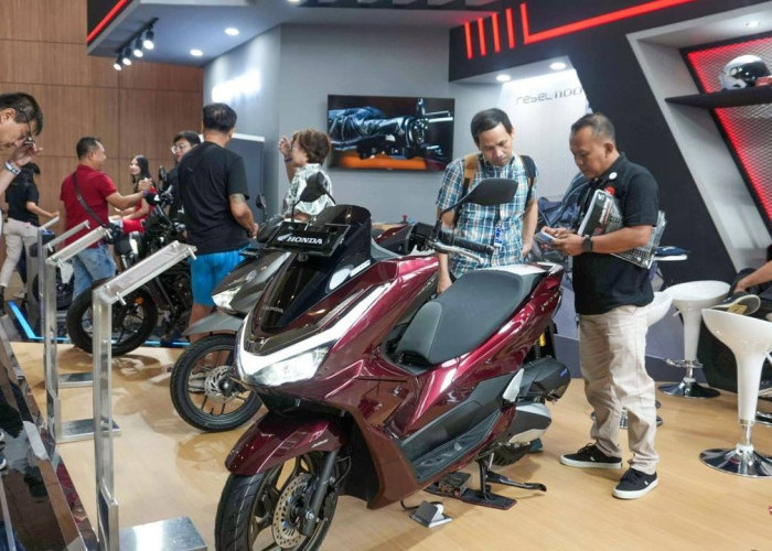 PCX160 Roadsync Jadi Primadona di GIIAS 2025, Disusul Honda Stylo 160 dan Vario Series