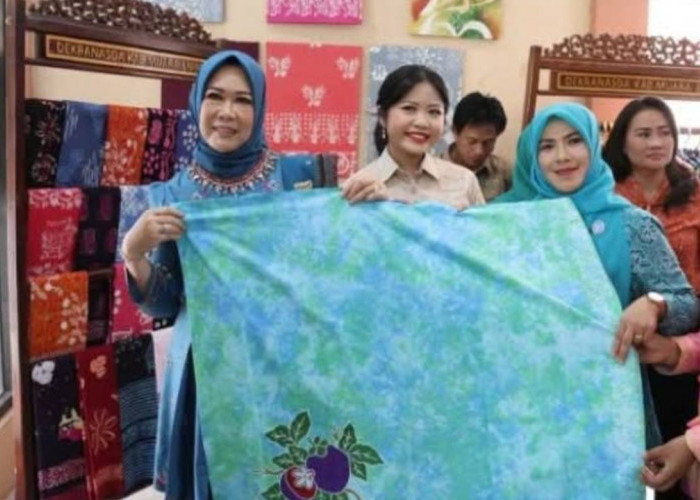 Ketua TP PKK Sumsel Resmikan Jumputan Motif Akasia dan Kopi Khas Bumi Serasan Sekundang
