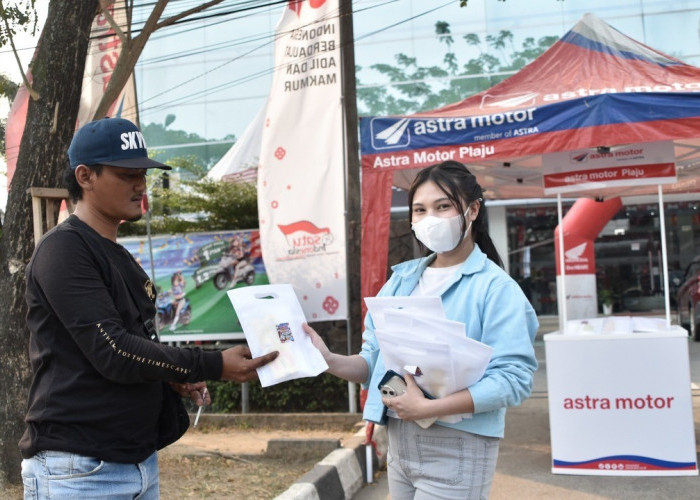 Perduli Kesehatan Masyarakat, Astra Motor Sumsel Berbagi Masker 