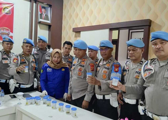 Cegah Pelanggaran Anggota, Polres Muba Tes Urine Mendadak