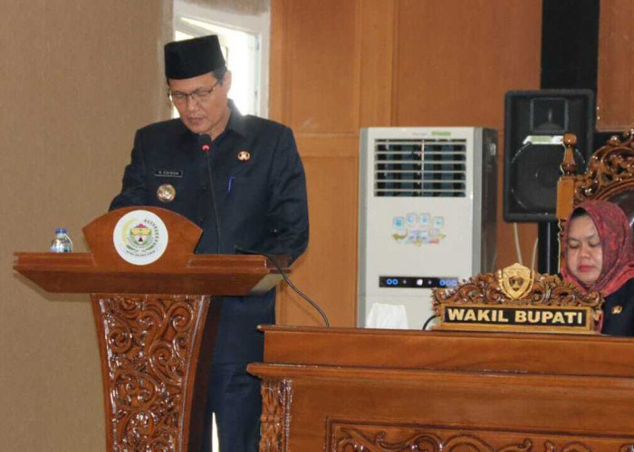 Bupati Sampaikan Strategi Tingkatkan  Potensi PAD di DPRD