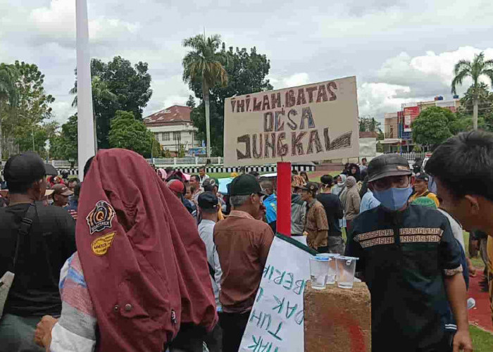 Masyarakat Jungkal Datangi Kantor Bupati OKI Minta Tinjau Kekeliruan SK 