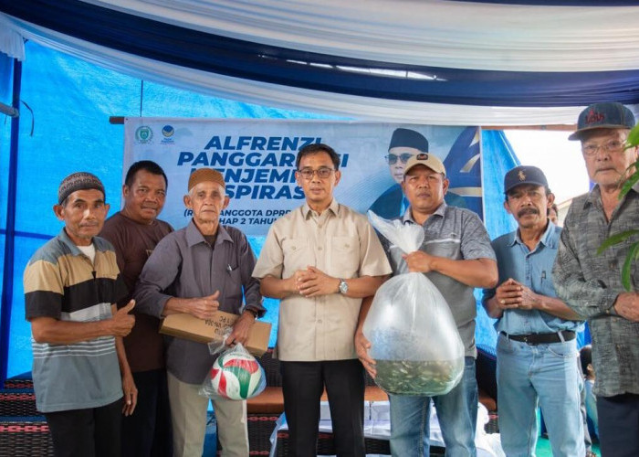 Reses di Kawasan PTPN 1, Alfrenzi Panggarbesi Eksekusi Bantu Bibit Ikan dan Perjuangkan Talud 