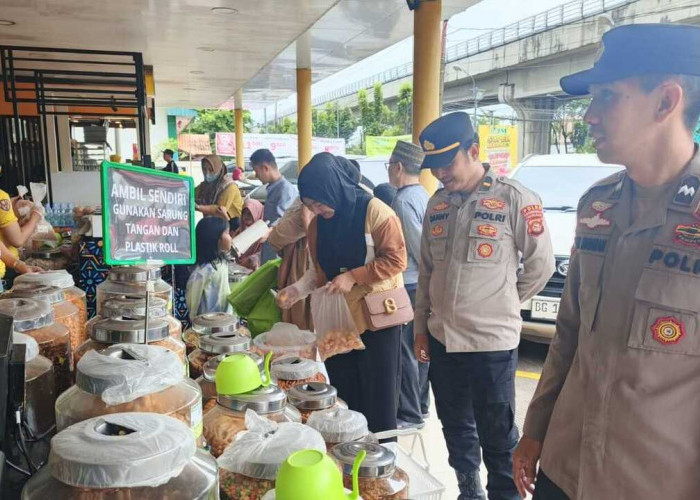 Polisi Turun ke Pasar-Pasar Palembang Jelang Lebaran