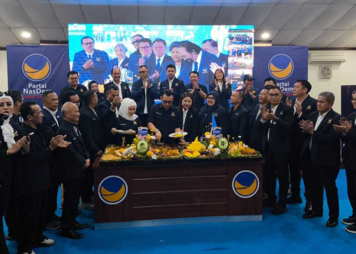 Rayakan HUT ke-14, NasDem Sumsel Gelar Donor Darah dan Bagi 2000 Paket Sembako  