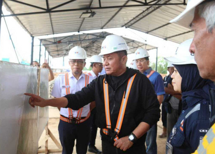 Tinjau Pembangunan Terminal Bongkar Muat Batubara Keramasan, Herman Deru :  Optimis Akhir 2026 Selesai dan Awa