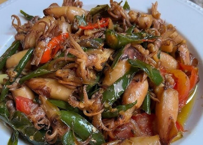 Cumi Oseng Cabe Jadi Primadona Kuliner Pedas, Permintaan Meningkat di Berbagai Daerah