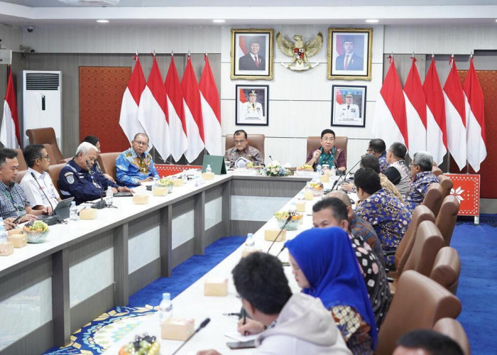 Percepat Flyover Muara Enim, Sekda Edward Candra Tekankan Kepastian Hukum dan Sinergi Lintas Instansi