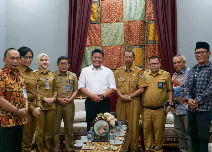 Gubernur Herman Deru Pastikan Dukungan Penuh untuk Karang Asem Festival 2025