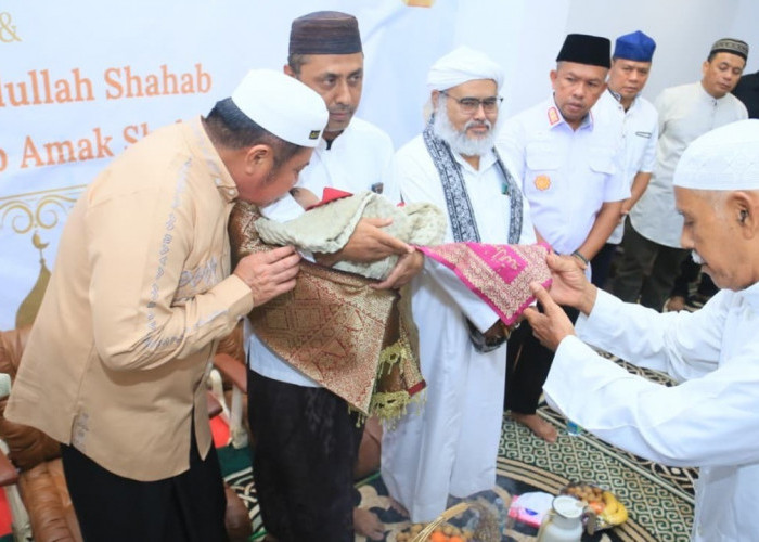 Hadiri Haul Habib Ja’far, Gubernur Herman Deru Tekankan Pentingnya Pendidikan Agama dan Akhlak Generasi Muda