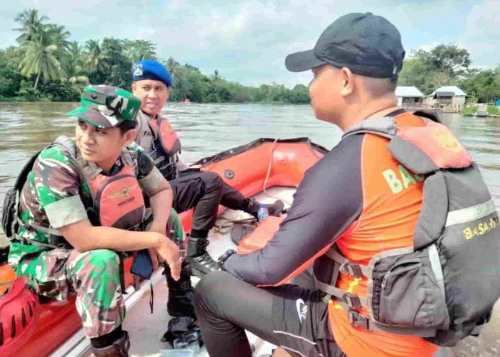 Pencarian Balita Tenggelam di Sungai Komering Berlanjut, Tim Gabungan Menyusuri 10 KM dari Titik Awal