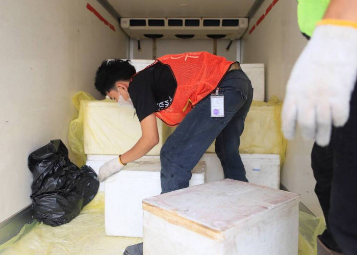 Herman Deru Pastikan Operasi Dry Ice Berlanjut untuk Tekan Kabut Asap di Sumsel