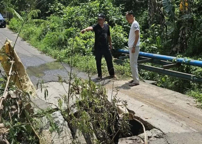 Jalan Anak Petai Amblas, Pj Wako Prabumulih Ingatkan Masyarakat Waspada