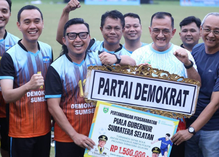Sekda Edward Candra Tutup Turnamen Sepak Bola Antar Partai Politik se-Sumsel