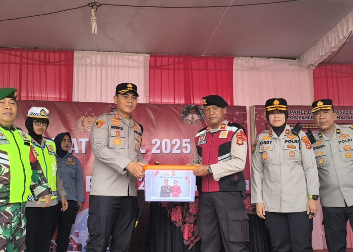 Pastikan Keamanan Nataru, Kapolres Prabumulih Lakukan Pengecekan Pos Pengamanan Operasi Lilin Musi 2025