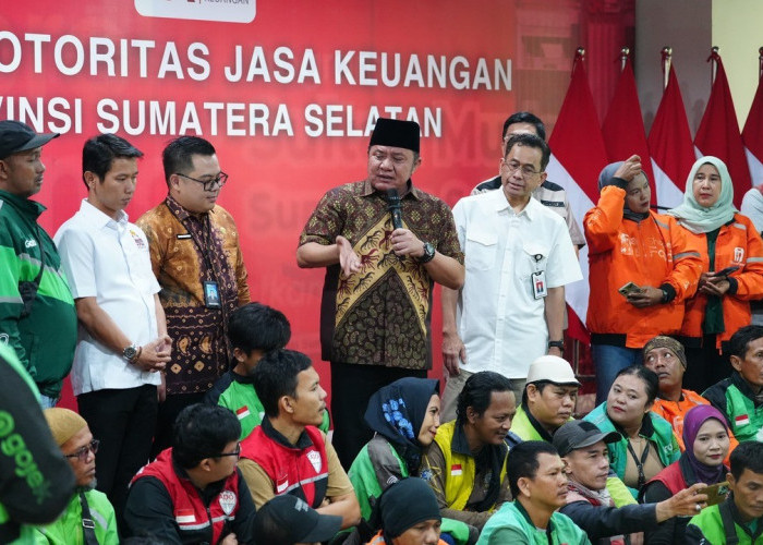 Dikantor OJK, Bantuan Karhutla Disalurkan ke Masyarakat 