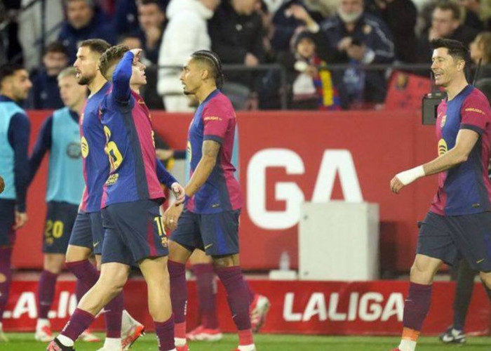 Barcelona Bantai Sevilla, Jarak dengan Duo Madrid Makin Tipis!