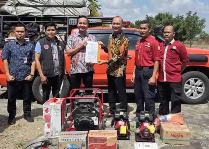 OKU Terima Bantuan Peralatan Karhutla di Tengah Peningkatan Titik Panas