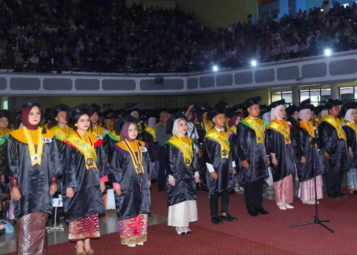 Wisuda ke-183 Unsri Luluskan 1.190 Sarjana, Wamendikdasmen Soroti Bijak Gunakan AI