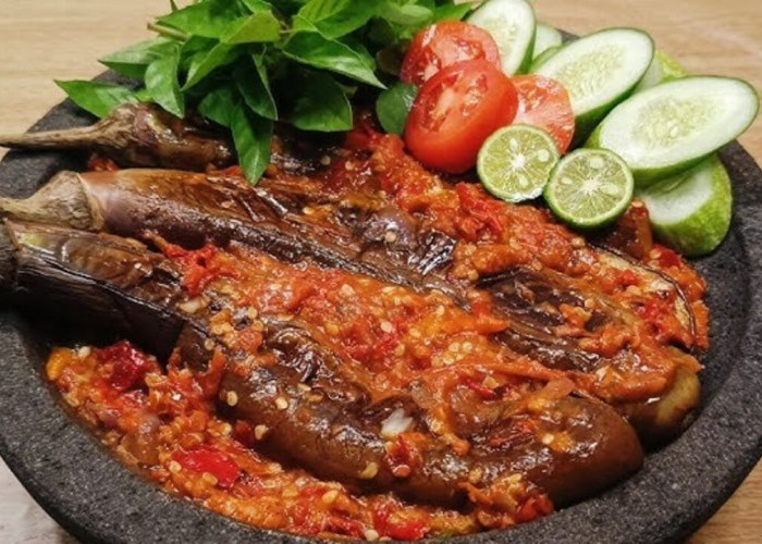 Terong Bakar Penyet, Sajian Sederhana dengan Cita Rasa yang Menggugah Selera