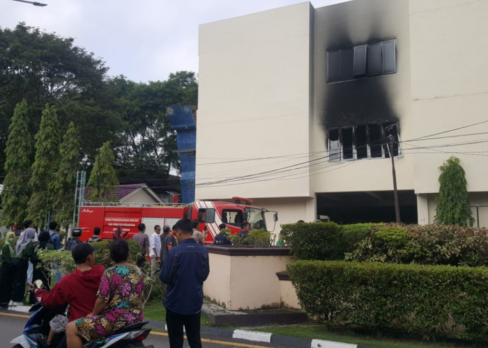 Gedung Politeknik Sriwijaya Palembang Terbakar, Ini Penyebabnya