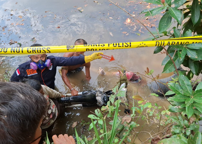 Dilaporkan Hilang Seorang warga di Prabumulih Ditemukan Mengapung di Kolam Galian Dengan Kondisi Terlilit Tali