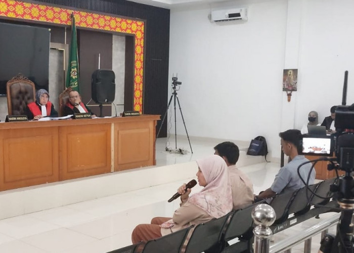 Dugaan Korupsi Disdikbud Muara Enim, JPU KPK Hadirkan Istri, Adik dan Adik Ipar Abi Nurwardani