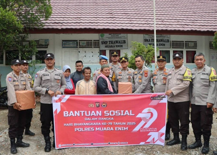 Di Balik Seragam Polri, Ada Hati yang Peduli