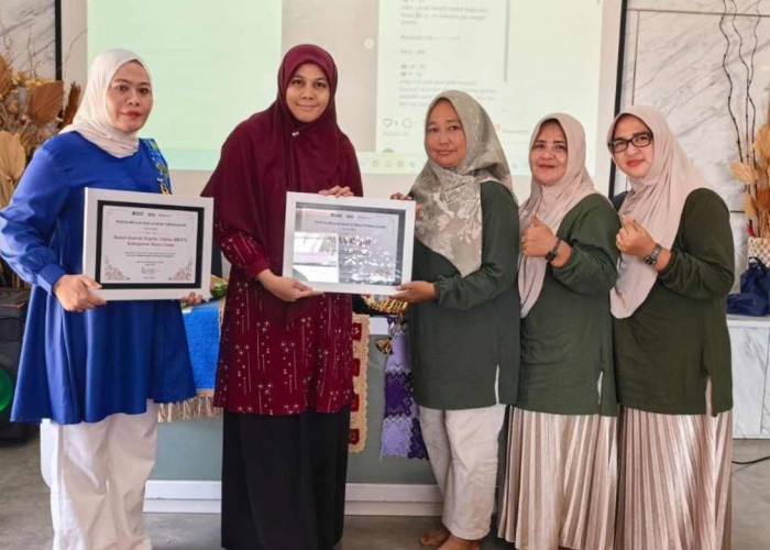 Dorong Kemandirian Ekonomi, PTBA dan BKMT Muara Enim Gelar Kelas Kreasi Vol.7