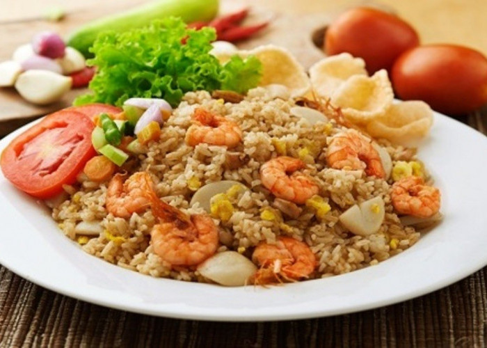 Nasi Goreng Seafood : Lezatnya Perpaduan Laut dalam Setiap Suapan