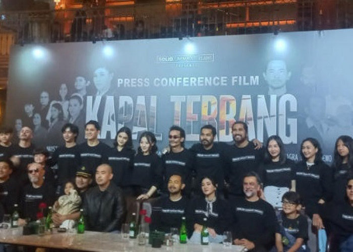 Totalitas Peran di Film Kapal Terbang, Naysilla Mirdad Tak Ragu Potong Rambut Demi Akurasi Era 80-an