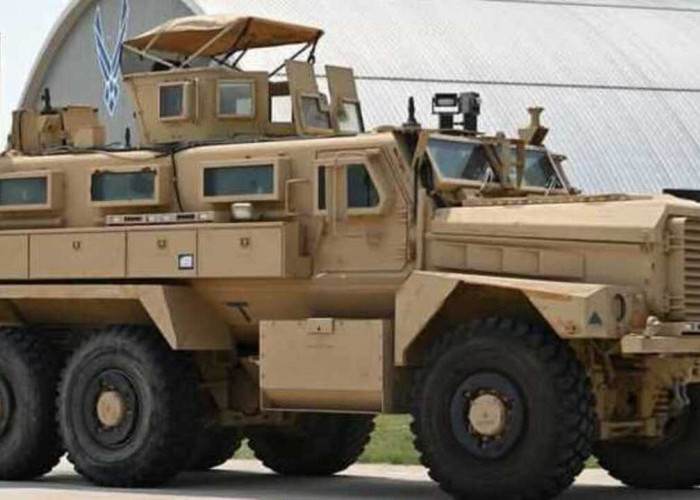 Cougar MRAP: Kendaraan Off-Road Militer Tangguh yang Siap Menembus Medan Ekstrem. 