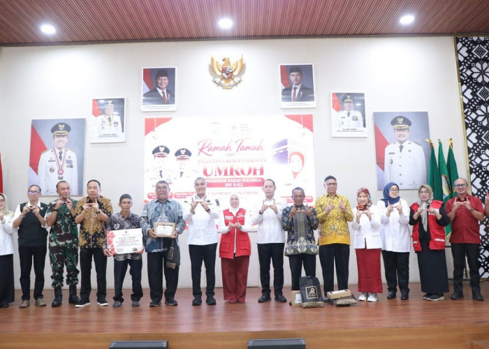 Pemkot Palembang Hadiahi Umrah 4 Pendonor Darah Sukarela yang Tembus 100 Kali 
