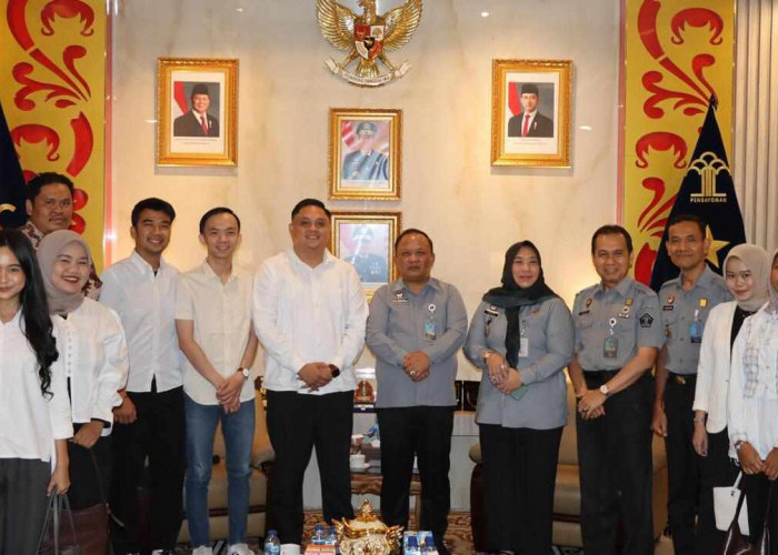 Terima Audiensi Dua Lembaga Bantuan Hukum