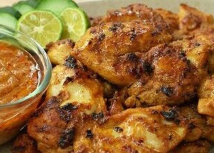 Sambal Kacang Ayam Goreng, Hidangan Sederhana yang Menggugah Selera di Meja Makan Indonesia
