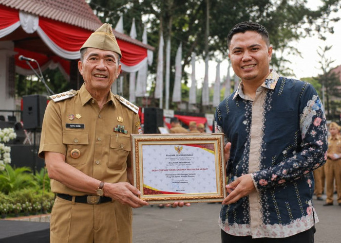 Bank Sampah Binaan PLN UID S2JB Raih Penghargaan Pemkot Palembang
