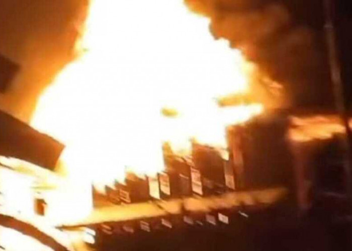 OKI Rawan Kebakaran, Si Jago Merah Hanguskan Dua Rumah Warga Kayuagung Dalam Semalam