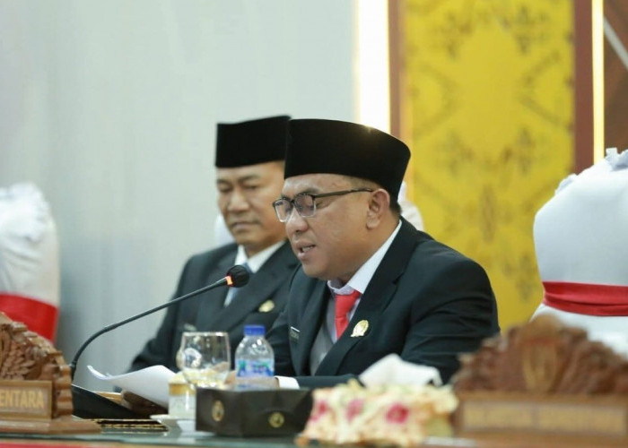 Antisipasi Banjir, Ketua DPRD Prabumulih Ajak Warga Prabumulih Gotong Royong Bersihkan Drainase Selama Kemarau