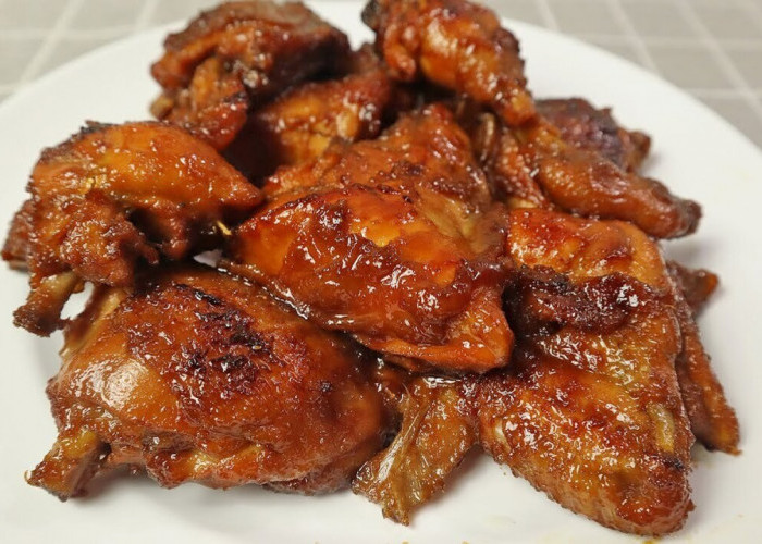 Sensasi Gurih Manis Ayam Goreng Bumbu Bacem, Cita Rasa Tradisional yang Tak Pernah Lekang oleh Waktu