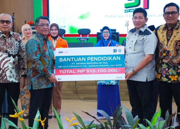 Rayakan HUT ke – 51 Tahun, Semen Baturaja Salurkan Bantuan Senilai Rp715,1 Juta untuk Masyarakat