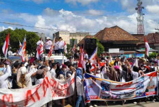 Ratusan Massa APM Kepung DPRD Prabumulih, Soroti CSR dan Rekrutmen Tenaga Kerja 2 Perusahaan BUMN