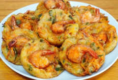 Bakwan Udang, Camilan Tradisional yang Tetap Digemari di Tengah Tren Kuliner Modern