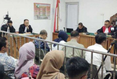 Bacakan Nota Pembelaan, Sambil Menangis Terdakwa Suap Pokir OKU Minta Maaf Ke Masyarakat