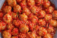 Pentol Pedas : Jajanan Sederhana yang Menjadi Primadona Kuliner Nusantara