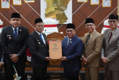 LPJ APBD 2025 Disahkan Jadi Perda, DPRD Prabumulih Dorong Pemerintah Tingkatkan Kinerja dan Pelayanan Publik