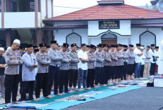 Polres Lubuklinggau Gelar Sholat Istisqa, Berdoa di Tengah Ancaman Kekeringan dan Karhutla